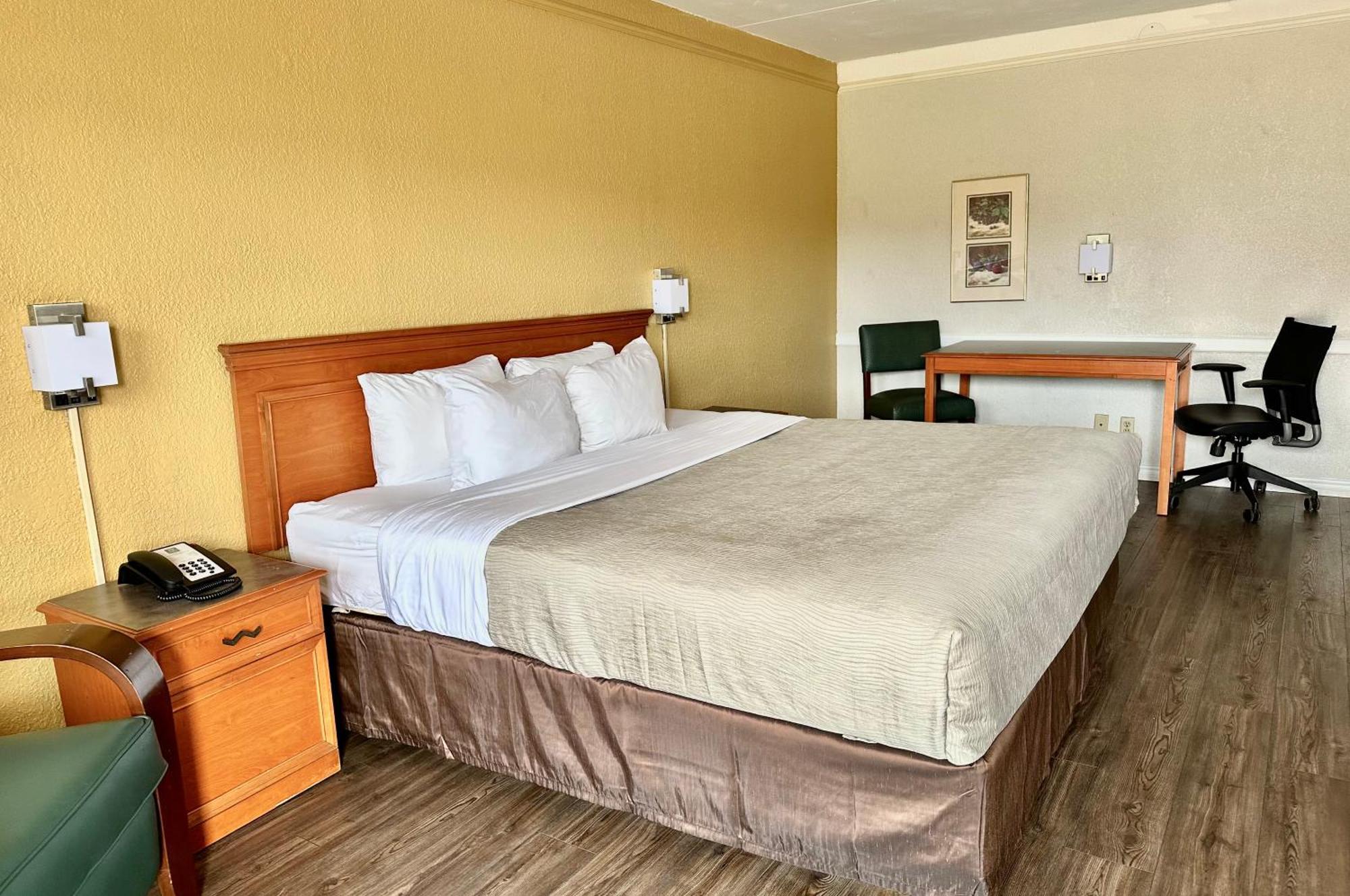 Quality Inn Nacogdoches Near University Εξωτερικό φωτογραφία